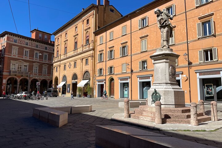 Bologna Walking Food Tour og højdepunkter med en lokal guide