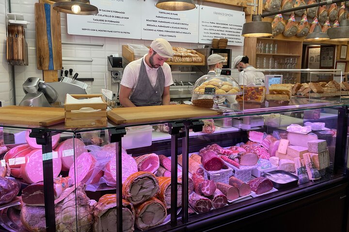 Bologna Walking Food Tour og højdepunkter med en lokal guide