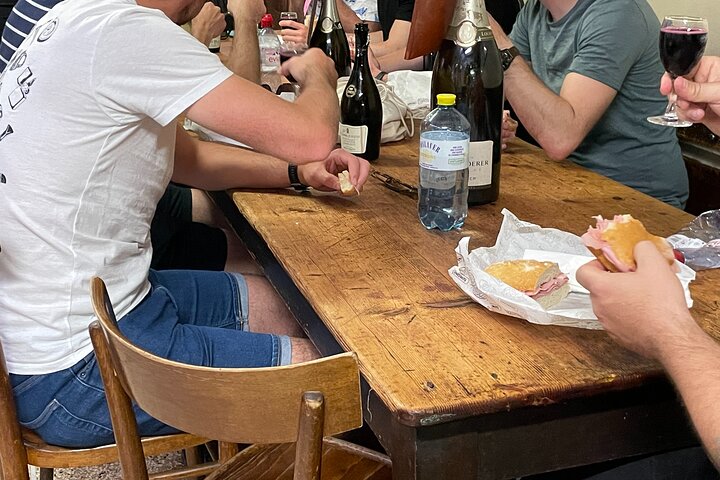 Bologna Walking Food Tour og højdepunkter med en lokal guide