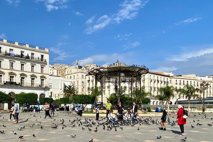 Discover Algiers on a Private Tour – Casbah, downtown and more