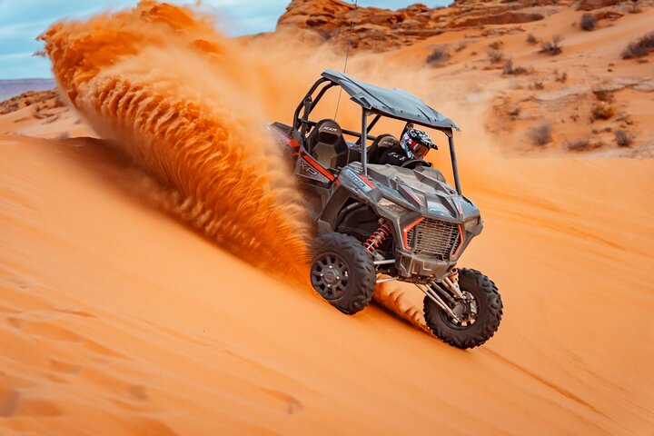 Gran Sión: Tour en UTV con adrenalina extrema en Sand Hollow