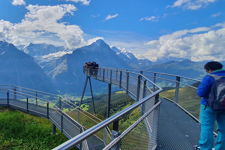 Grindelwald Første til Lake Bachalp vandretur fra Grindelwald