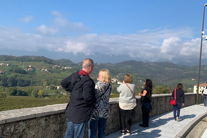 Tour privado todo incluido a Prosecco Hills - 2 bodegas y almuerzo.