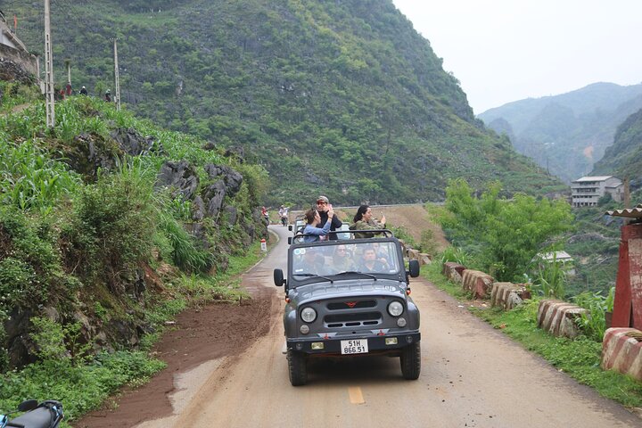 Ha Giang Open Air Jeep 3 giorni 2 notti fuori dai sentieri battuti
