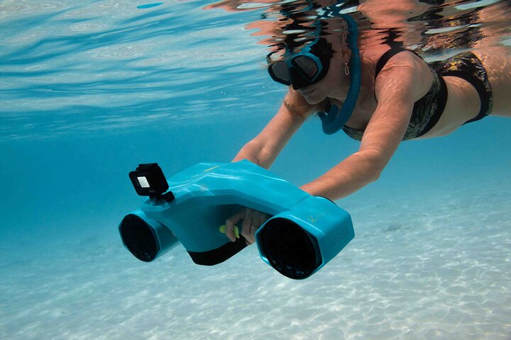 E Snorkeling Tour in Bonaire with Sea Scooters
