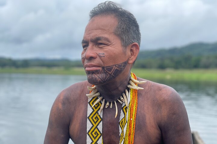 Panama City : Visite d'un village indien Embera et d'une cascade avec déjeuner