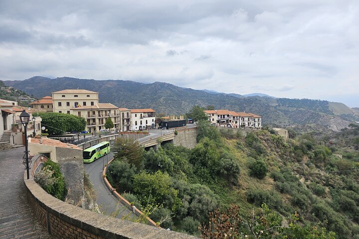Undersøg dine forfædre på Sicilien fra krydstogtterminalen i Messina