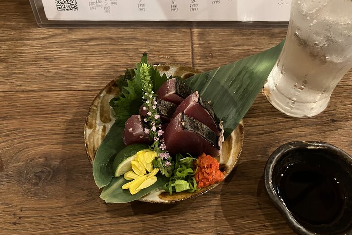 Osaka Local Izakaya Hopping : Comida, bebidas y vida nocturna