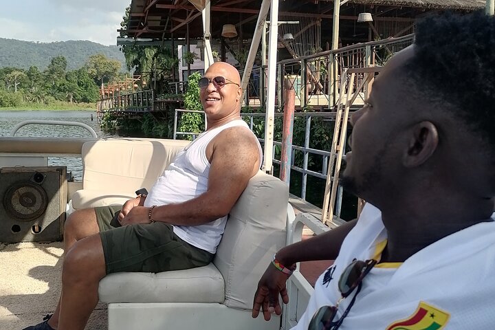 Akosombo Day Tour Shai Hills Ponte di Adomi e crociera in barca privata