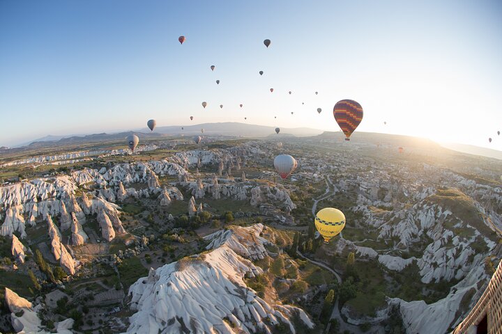 Passeio de balão de ar quente ao nascer do sol em Goreme, Capadócia