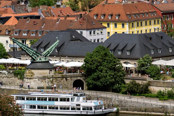 Zelfgeleide Schnitzeljacht en Stadtrallye in Würzburg