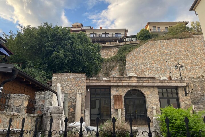Tour di un giorno di Lin, Pogradec e Ohrid da Tirana