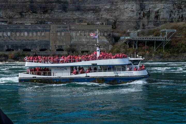 Niagara Falls 1 dagstur fra NYC med Maid of the Mist bådtur