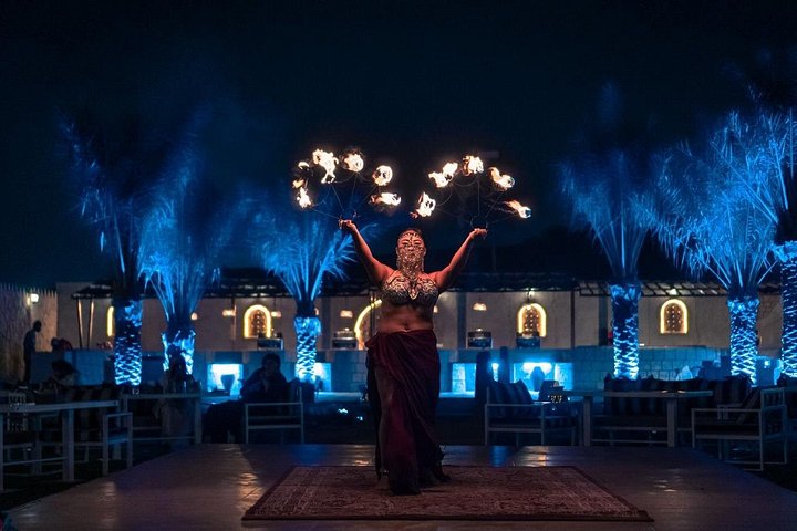 Dubai: VIP Evening Desert Safari, Camel, BBQ Dinner & Dune Bash