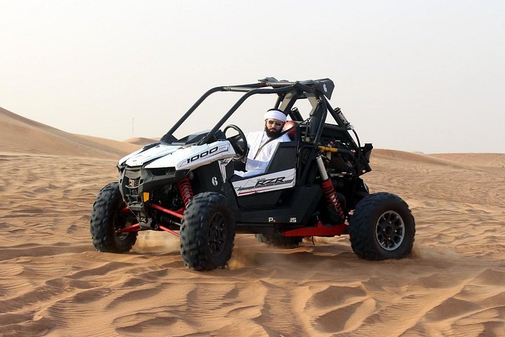 Dubai: VIP Evening Desert Safari, Camel, BBQ Dinner & Dune Bash