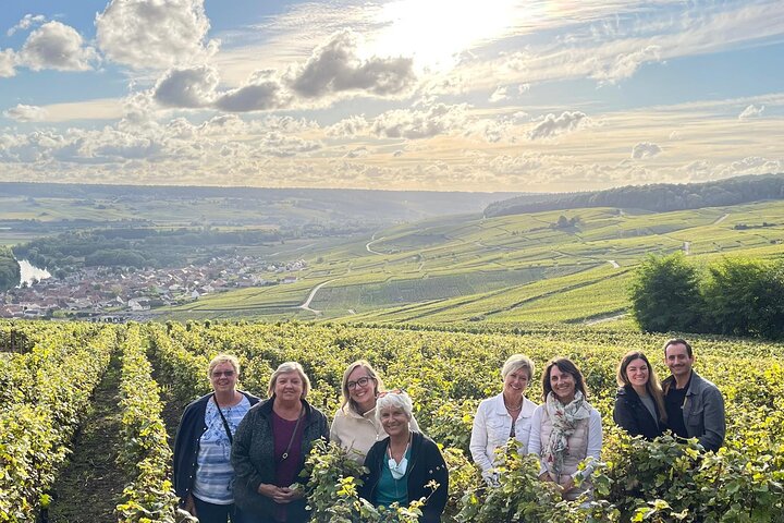 Ab Epernay: Champagne-Tour in kleiner Gruppe mit Verkostungen und Mittagessen
