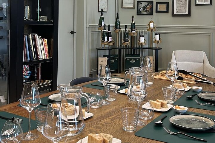 Ab Epernay: Champagne-Tour in kleiner Gruppe mit Verkostungen und Mittagessen