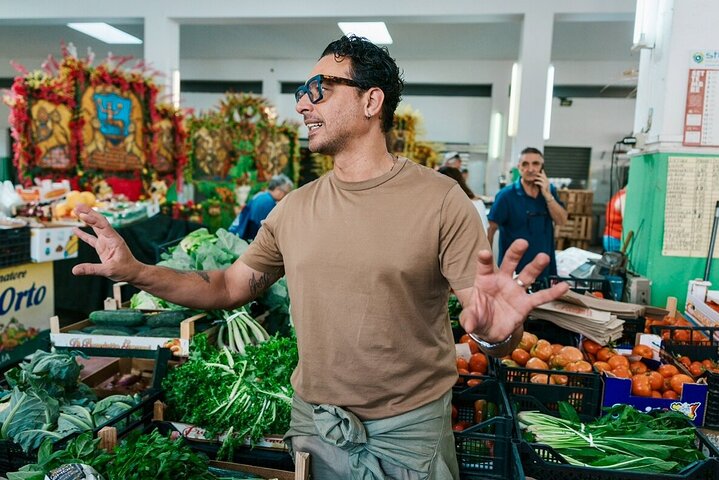 Siciliansk matlagingskurs med havutsikt og Taormina-markedet med kokk Mimmo