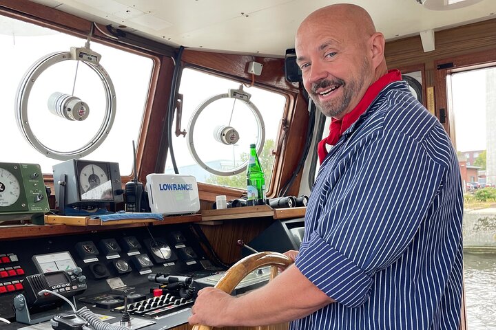 Din private 3-timers Hamburg køretur med en tidligere politimand