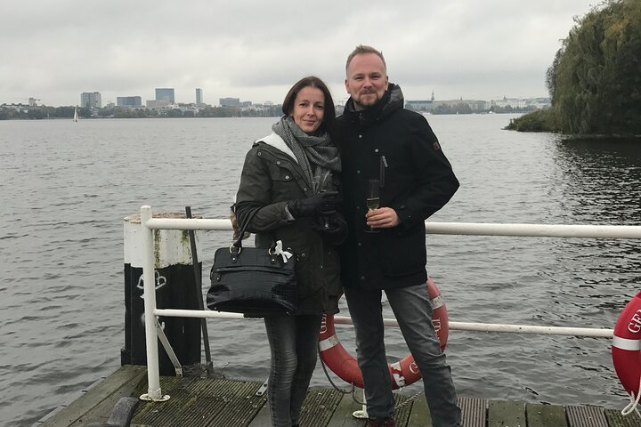 Din private 3-timers Hamburg køretur med en tidligere politimand