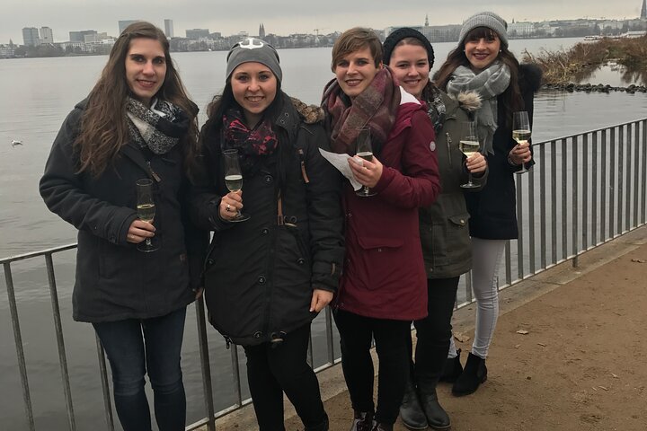Din private 3-timers Hamburg køretur med en tidligere politimand