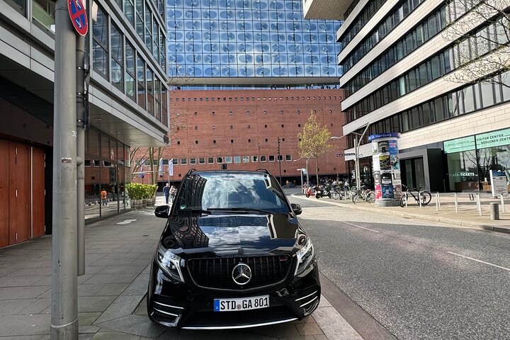 Din private 3-timers Hamburg køretur med en tidligere politimand