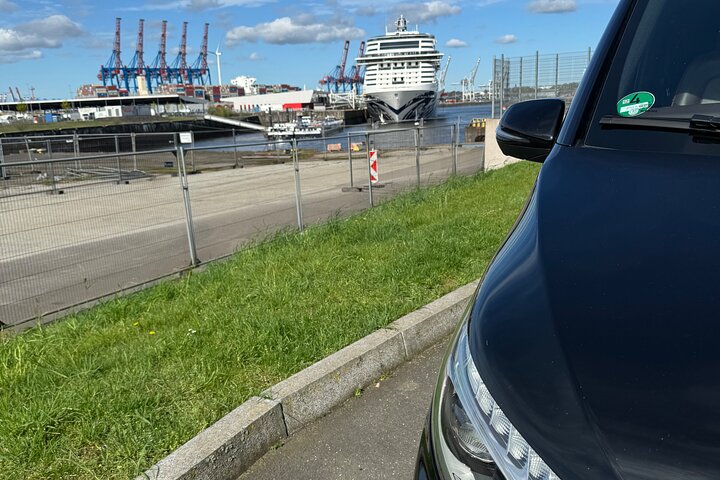 Din private 3-timers Hamburg køretur med en tidligere politimand