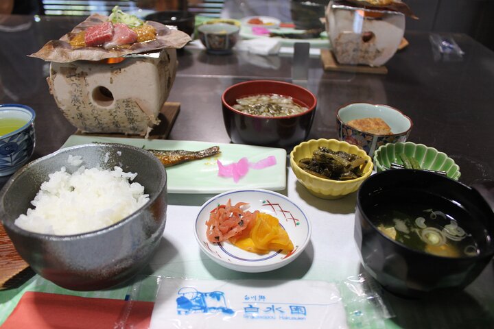 [Visite en bus d'une journée au départ de la gare de Kanazawa] Visite de Shirakawa-go/Takayama en bus Platinum Route
