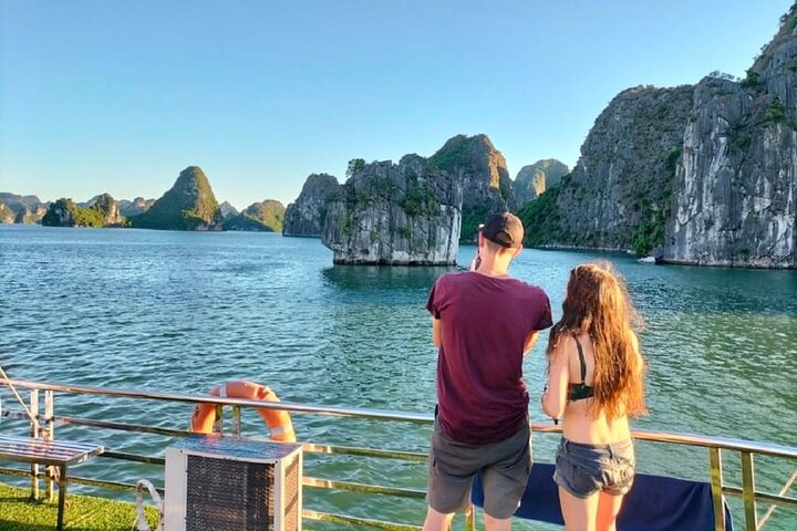 Best Seller Halong Bay 5-Star Day Cruise: Buffet, Kayak & Caves