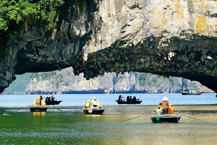 Best Seller Halong Bay 5-Star Day Cruise: Buffet, Kayak & Caves