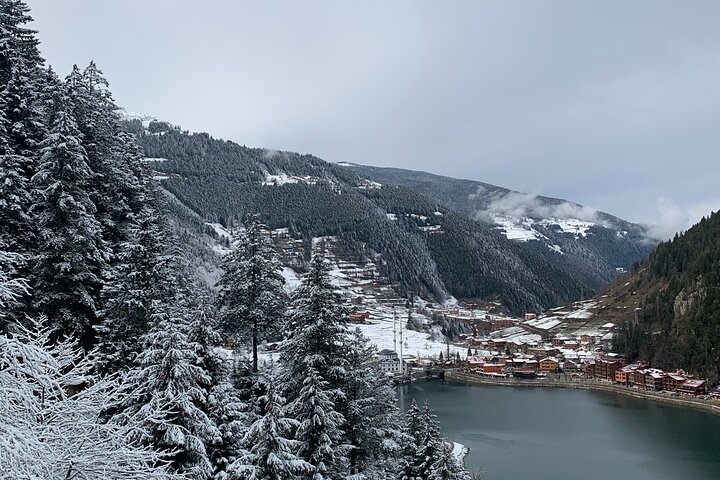 Trabzon Uzungol Natur grupptur med lokal teprovning