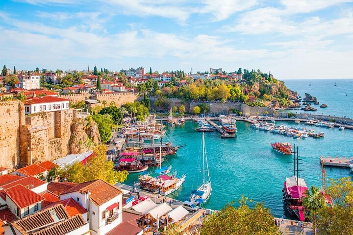 Belek / Antalya : Tour de ville avec cascades et excursion en bateau et téléphérique