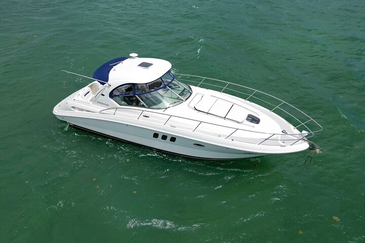 Noleggio Yacht Privato a Fort Lauderdale: 40 - Ft, Fino a 12