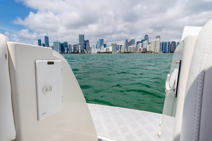 Noleggio Yacht Privato a Fort Lauderdale: 40 - Ft, Fino a 12