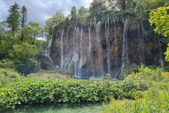 Visite guidée d'une journée des lacs de Rastoke et Plitvice au départ de Zagreb