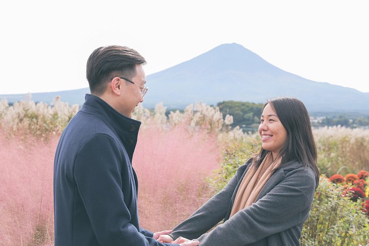 Mt. Fuji 2-Hour Photo Shoot with a Local Photographer-Kawaguchiko