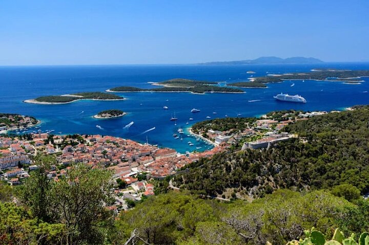 Hvar: Tour por la isla con cata de vinos y aceites de oliva