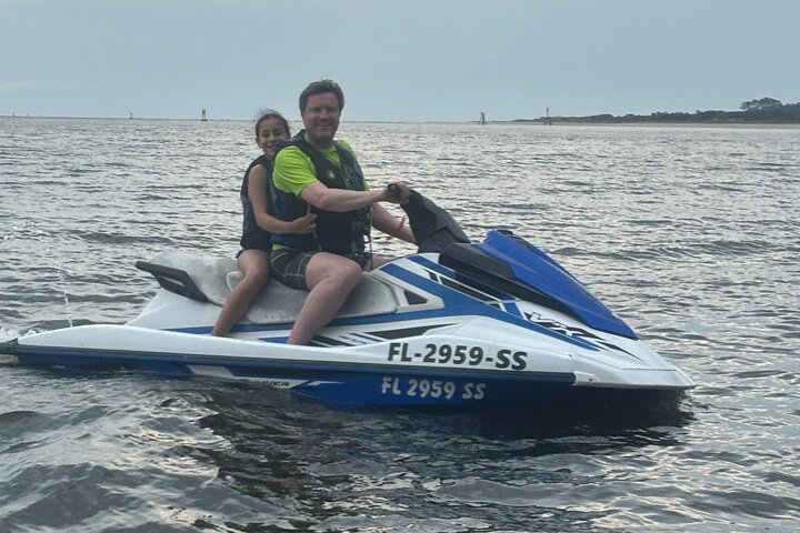 Ride the Waves 2 Stunden Scenic Jet Ski Tour auf Amelia Island