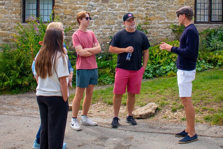 Visita privada de los impresionantes Cotswolds con un guía local experto