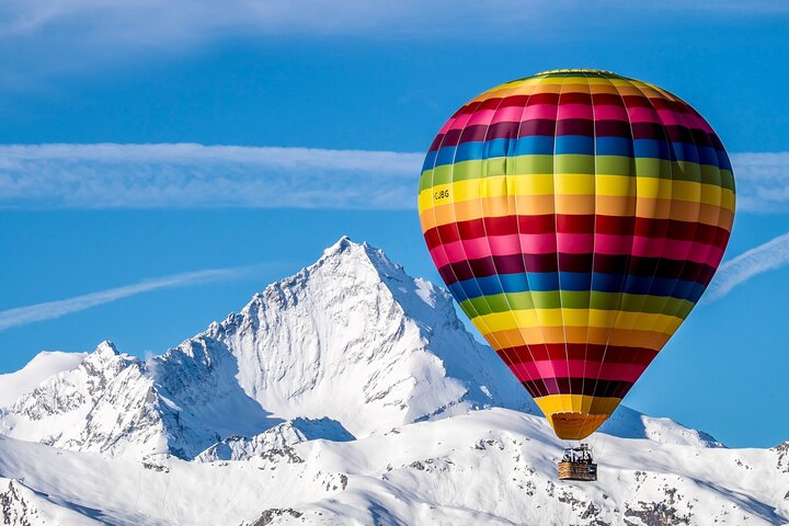Vol en montgolfière au-dessus des Alpes à Aoste avec une vue à couper le souffle