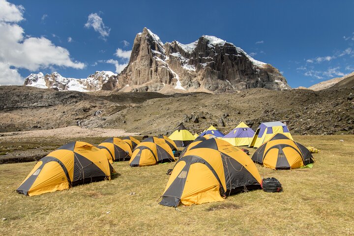 Cordillera Huayhuash Classic Trek – 8 dagen & 7 nachten