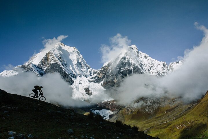 Cordillera Huayhuash Classic Trek – 8 dagen & 7 nachten
