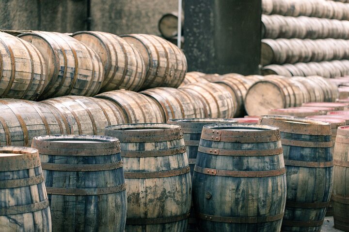 Speyside Whisky Small Group Tour fra Aviemore med indgangsbillet