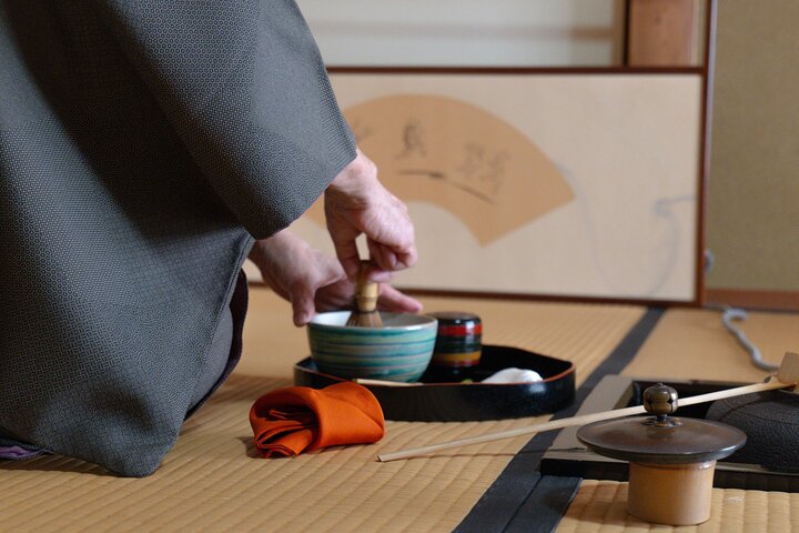 Besonderes Ikebana-Erlebnis unter der Leitung einer Ikebana-Meisterin, Frau Inao
