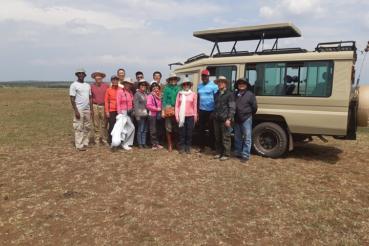 Tour privato di safari in game drive nel Maasai Mara