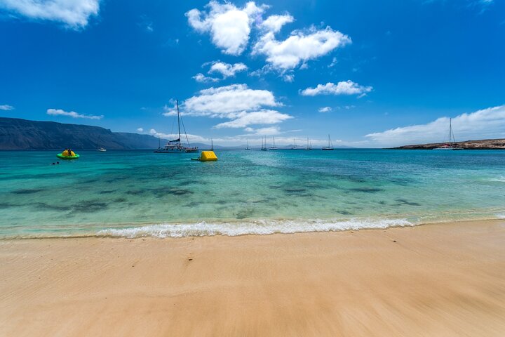 Lanzarote La Graciosa Excursion complète en jeep avec plage