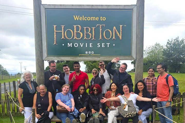 Hobbiton, Rotorua und Waiotapu Kleingruppenreise ab Auckland