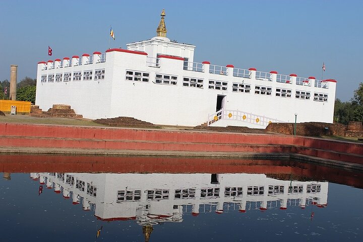 Tour Lumbini de día completo con recogida y regreso al aeropuerto