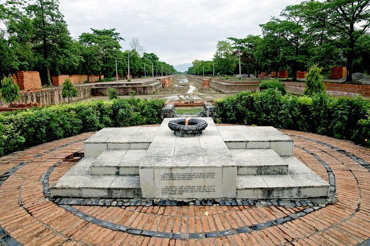 Tour Lumbini de día completo con recogida y regreso al aeropuerto