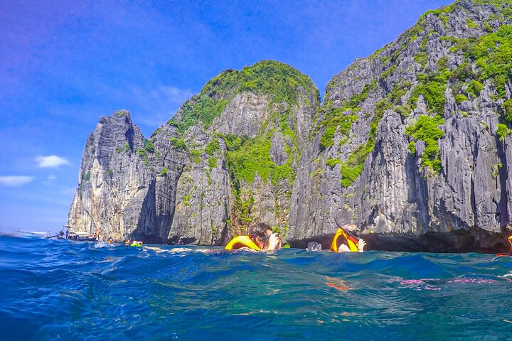 Il meglio del tour avventuroso di un giorno a Phi Phi Island con pranzo da Phuket
